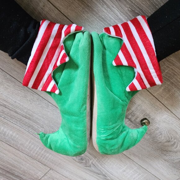 Holiday Elf slippers - Picture 3 of 4